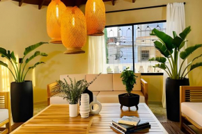 Gloria San Marcos - Elegancia y confort en casa moderna y acogedora